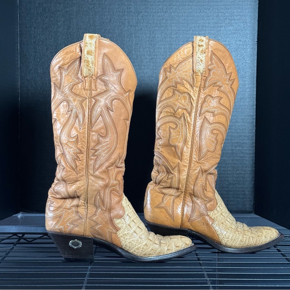 LARRY MAYHAN VINTAGE WOMENS BOOTS